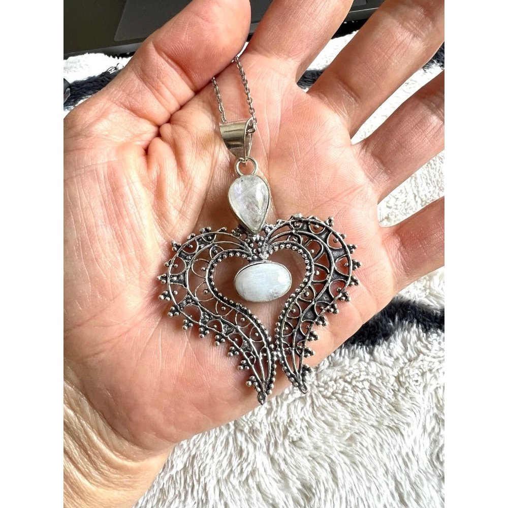925 Ornamental Rainbow Flash Moonstone Pendant Necklace - Picture 3 of 6